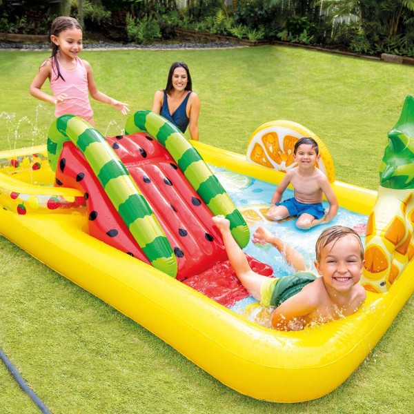 Centro de Jogos INTEX Escorrega, Piscina e Pulverizador - Distria