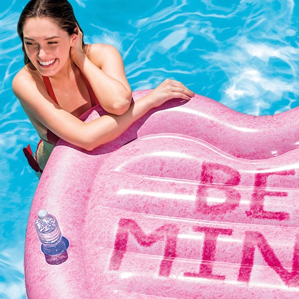 Colchão com forma de Coração INTEX | Compre insufláveis INTEX