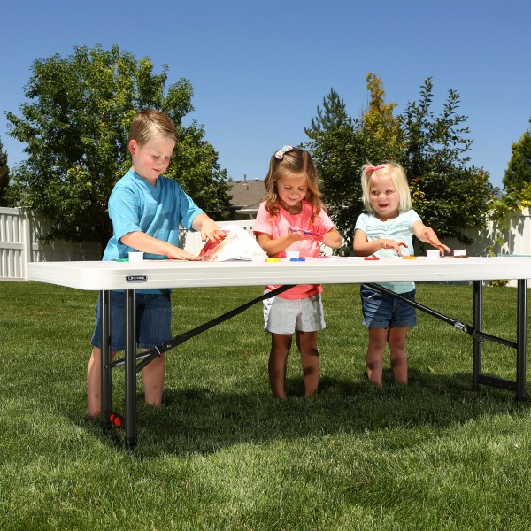 Mesa ajustável em altura até 91 cm Lifetime | Distria