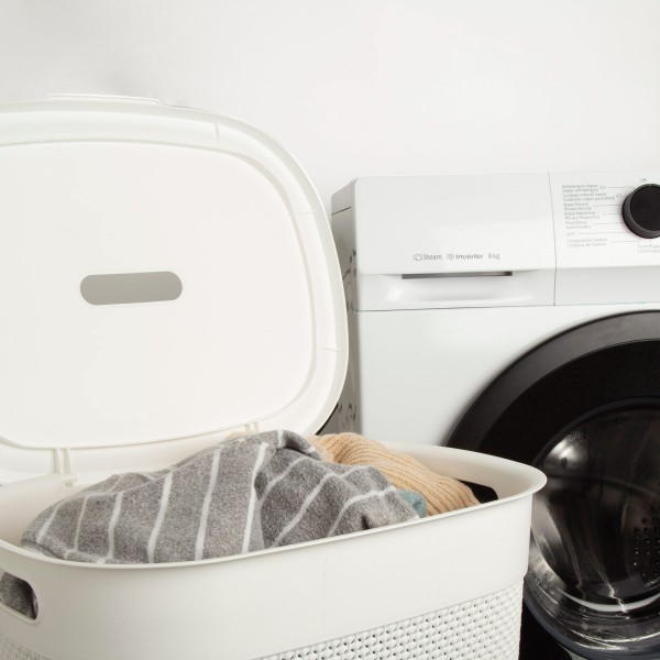 Cesto para roupa suja Curver Filo 55L com tampa castanha | Distria