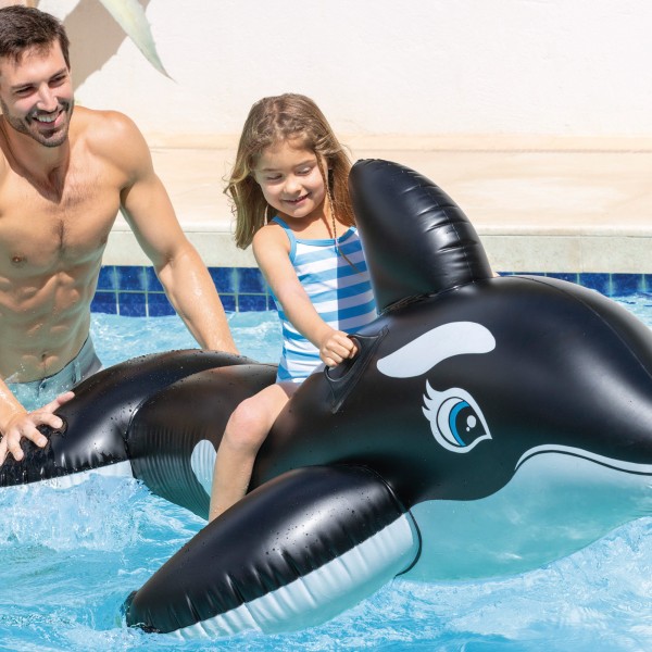 Colchão insuflável Intex com forma de baleia | Encontre o colchão ideal para este verão na Distria