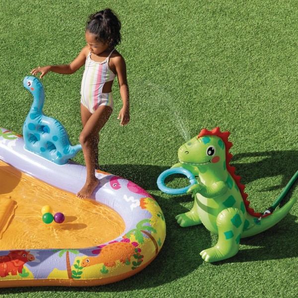 Centro de recreação aquática Dino Park com toboágua | Distria