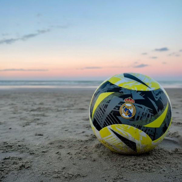 Bola de praia oficial do Real Madrid, tamanho 5 Ø21 cm | Distria