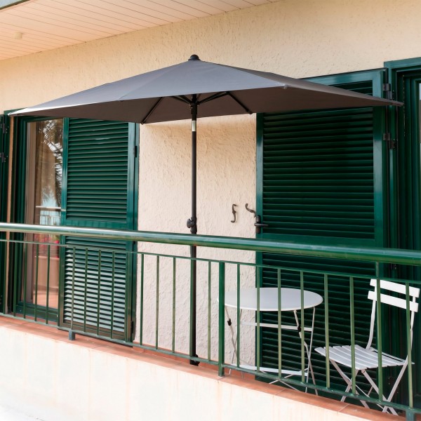 Guarda-sol cinza para terraço ou jardim 180x145 cm Aktive | Distria