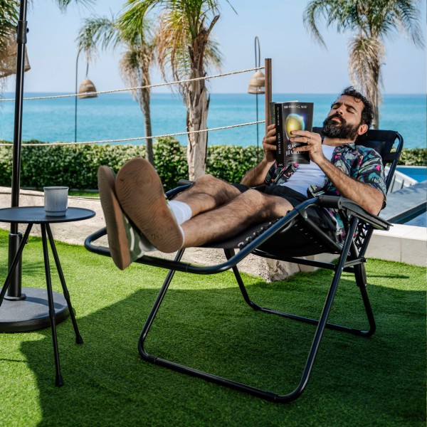 Cadeira de jardim dobrável preta Aktive | Distria