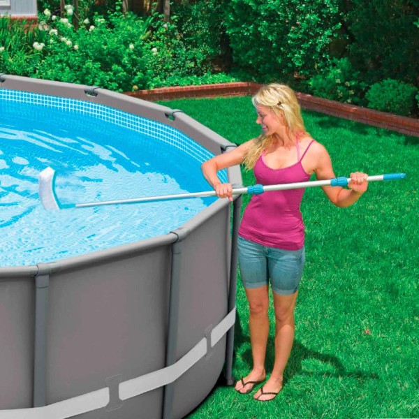 Escova curvada para piscina | INTEX