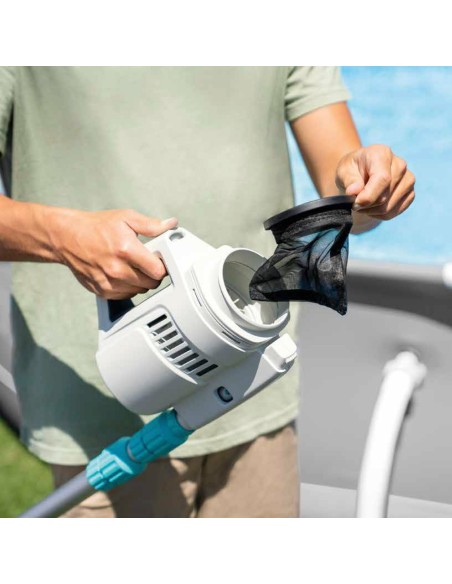 Aspiradora de piscina manual con batería INTEX | Distria